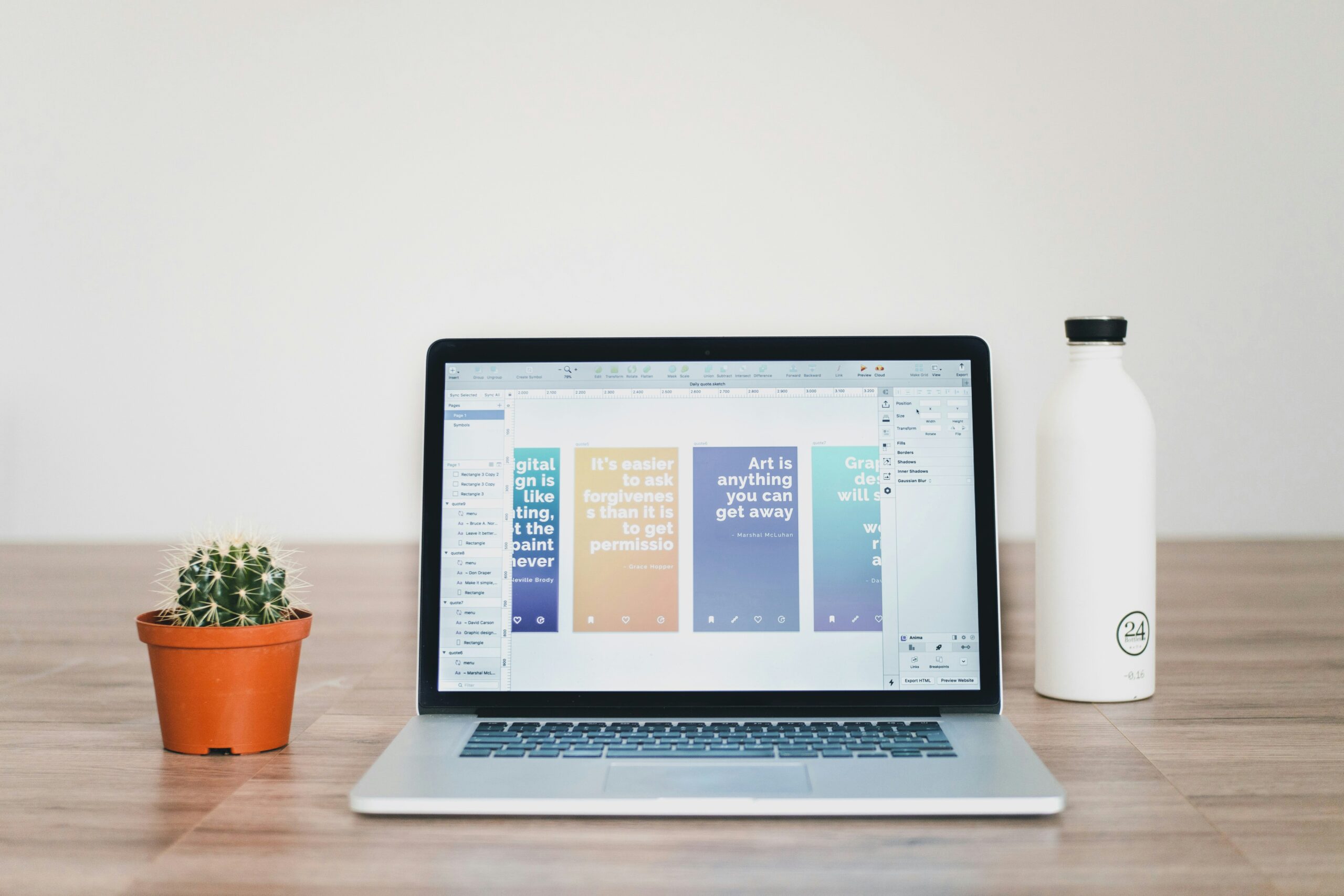 Digital tools helping track expenses and savings goals