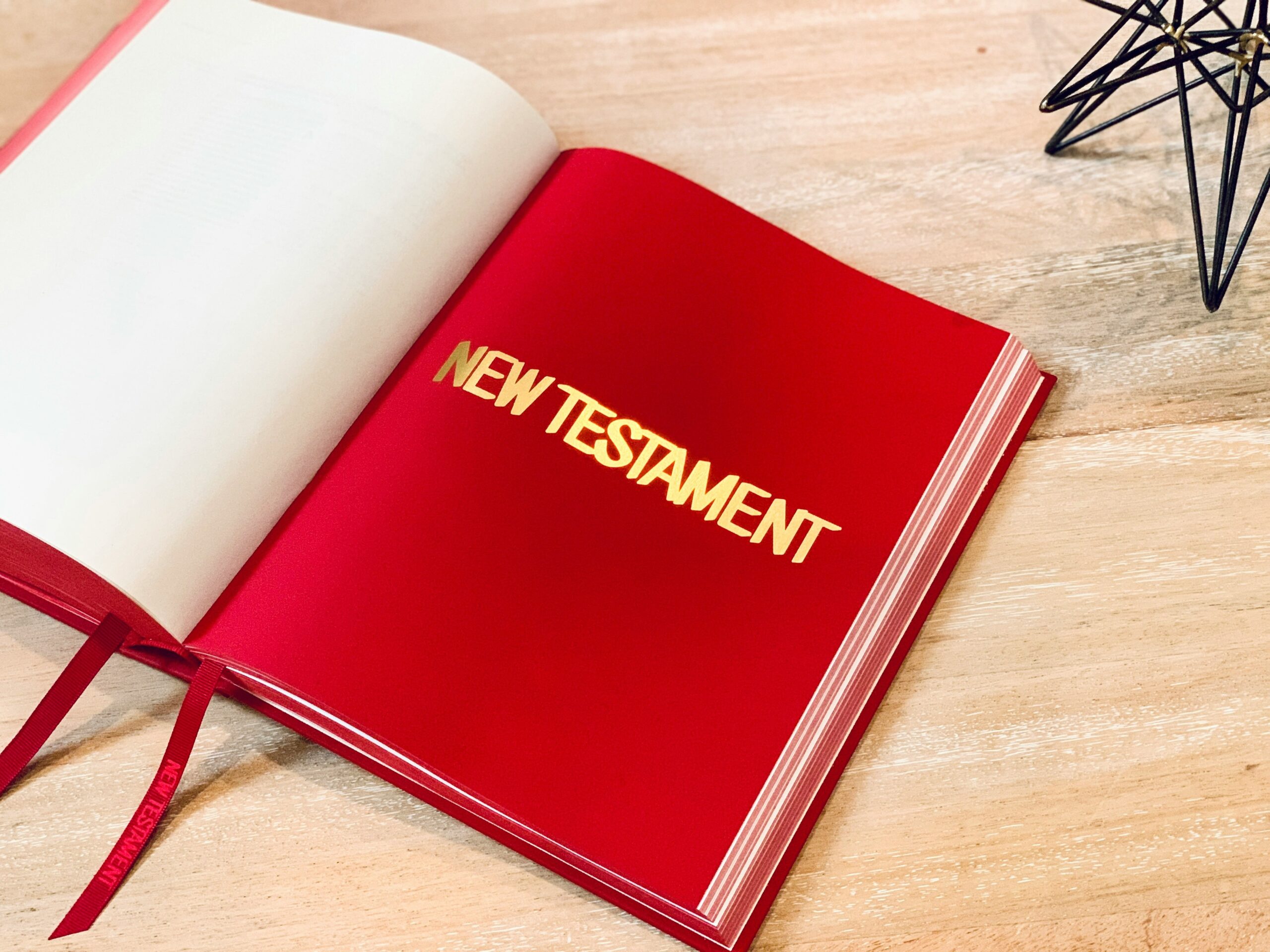 Infographic showing loan deferment benefits during school enrollment